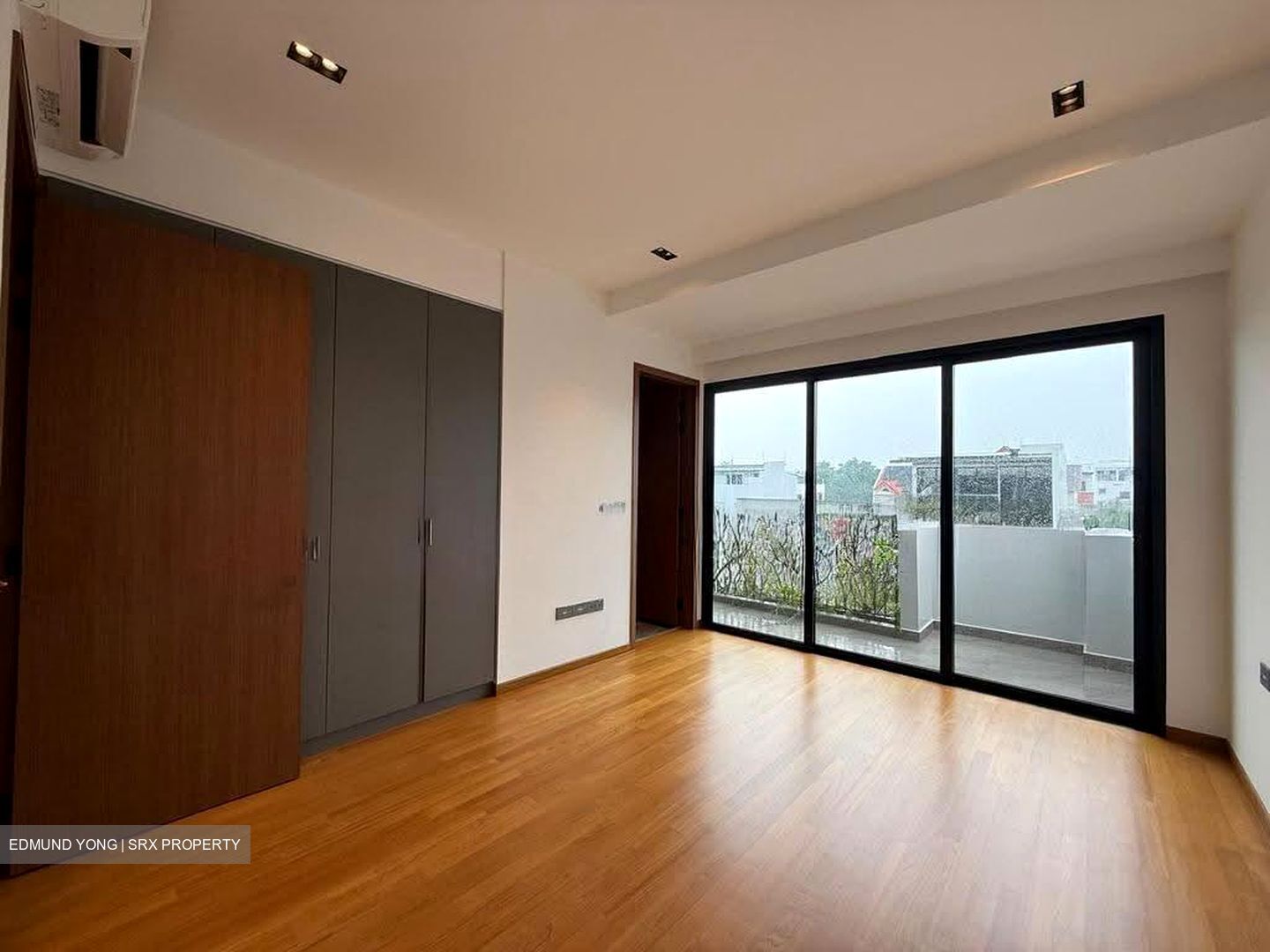 Sembawang Straits Estate (D27), Terrace #627457491